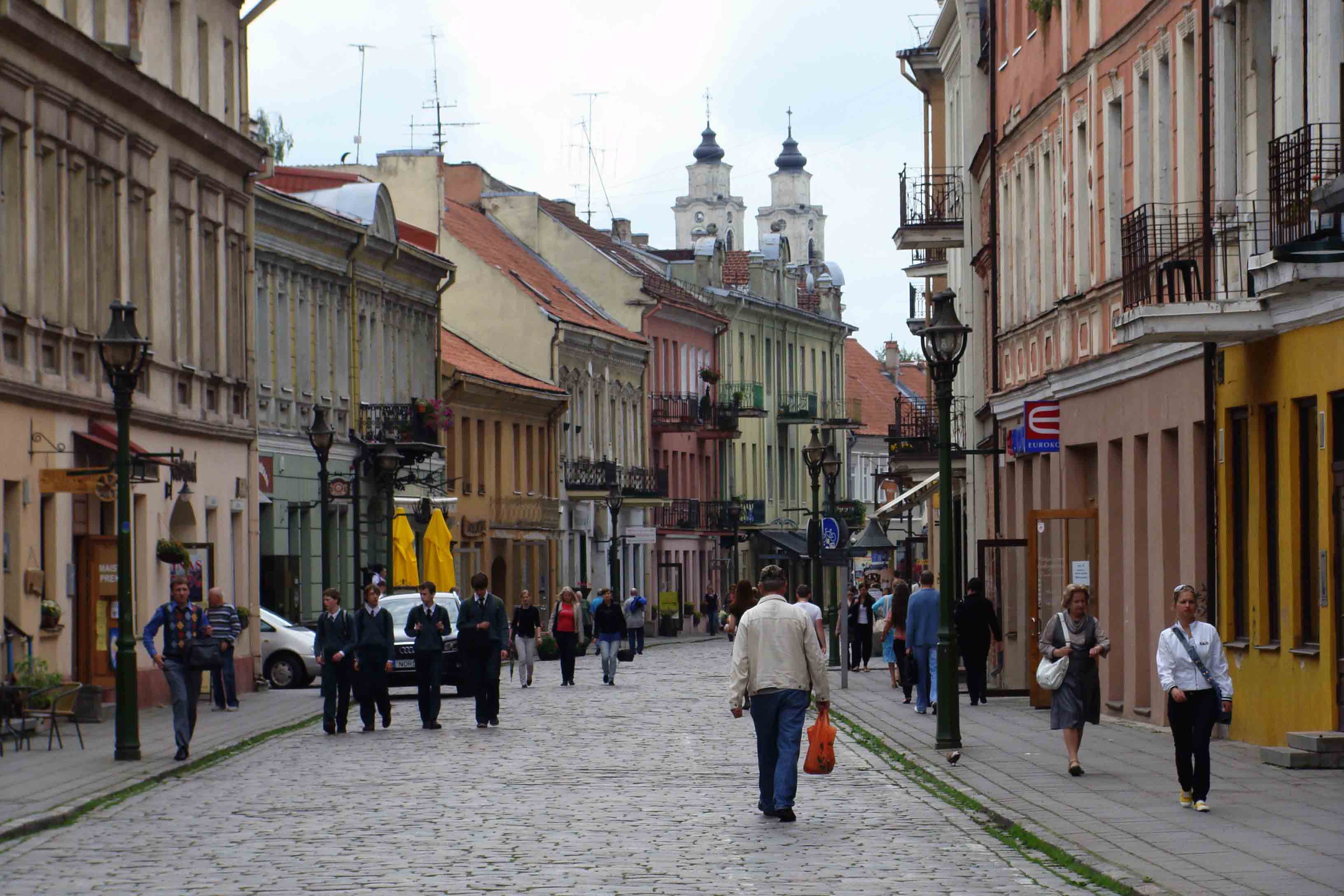 kaunas city centre car form